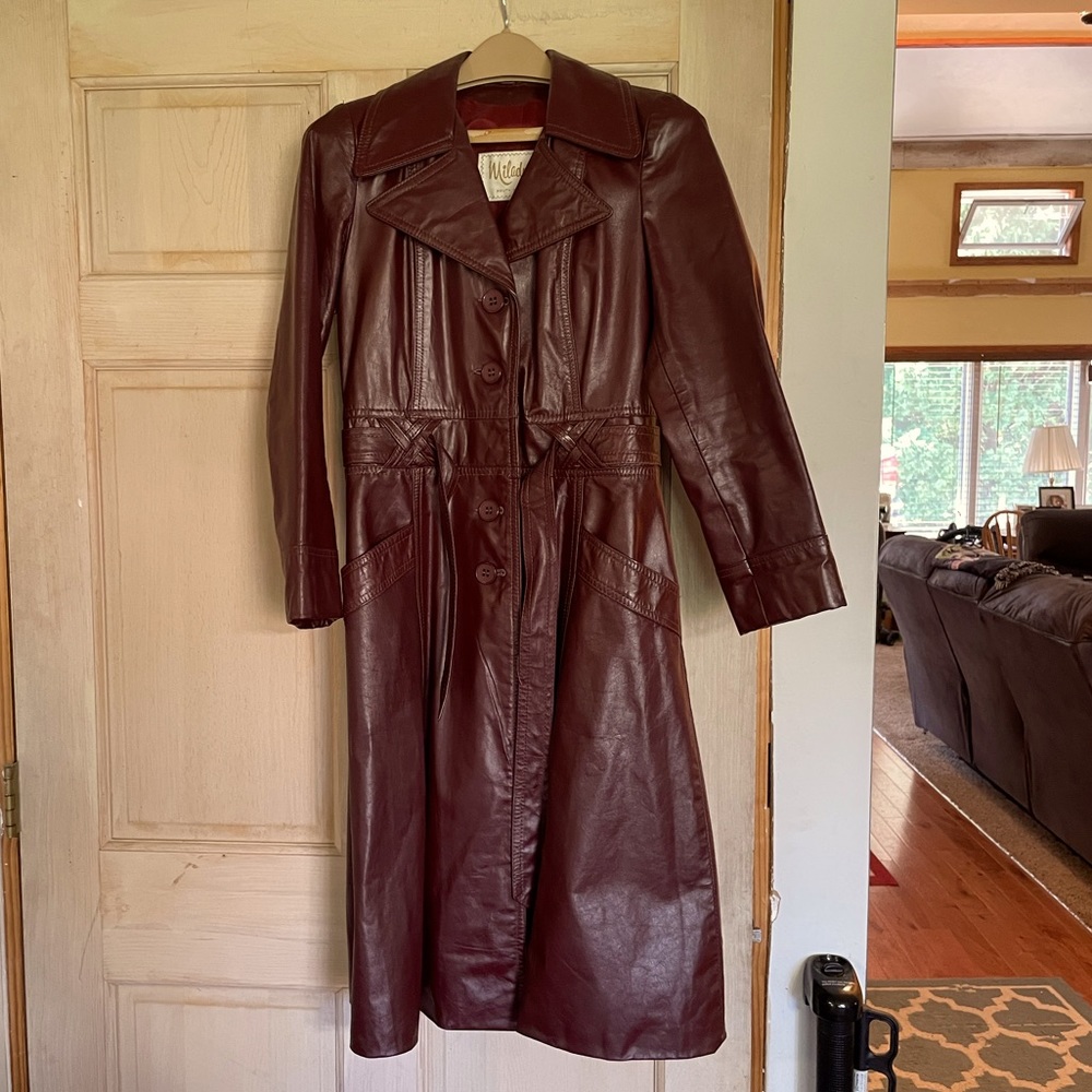 Vintage Women's Leather Trench Coat - Burgundy